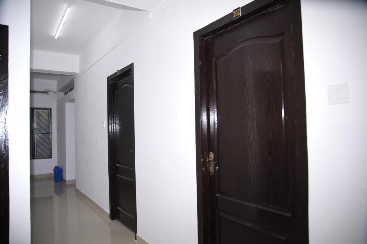 فندق Meghna Residency تريفِندرم المظهر الخارجي الصورة