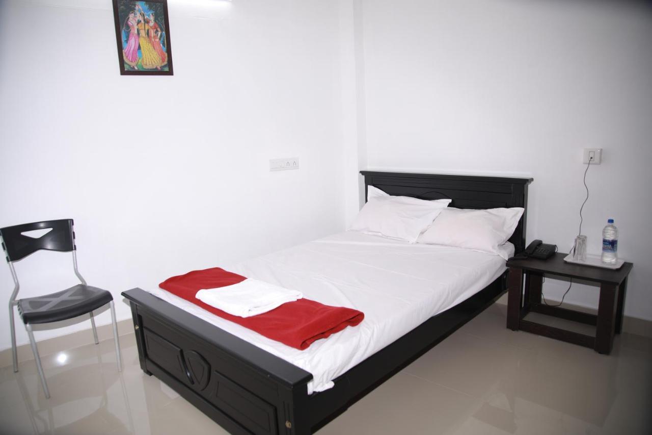 فندق Meghna Residency تريفِندرم المظهر الخارجي الصورة