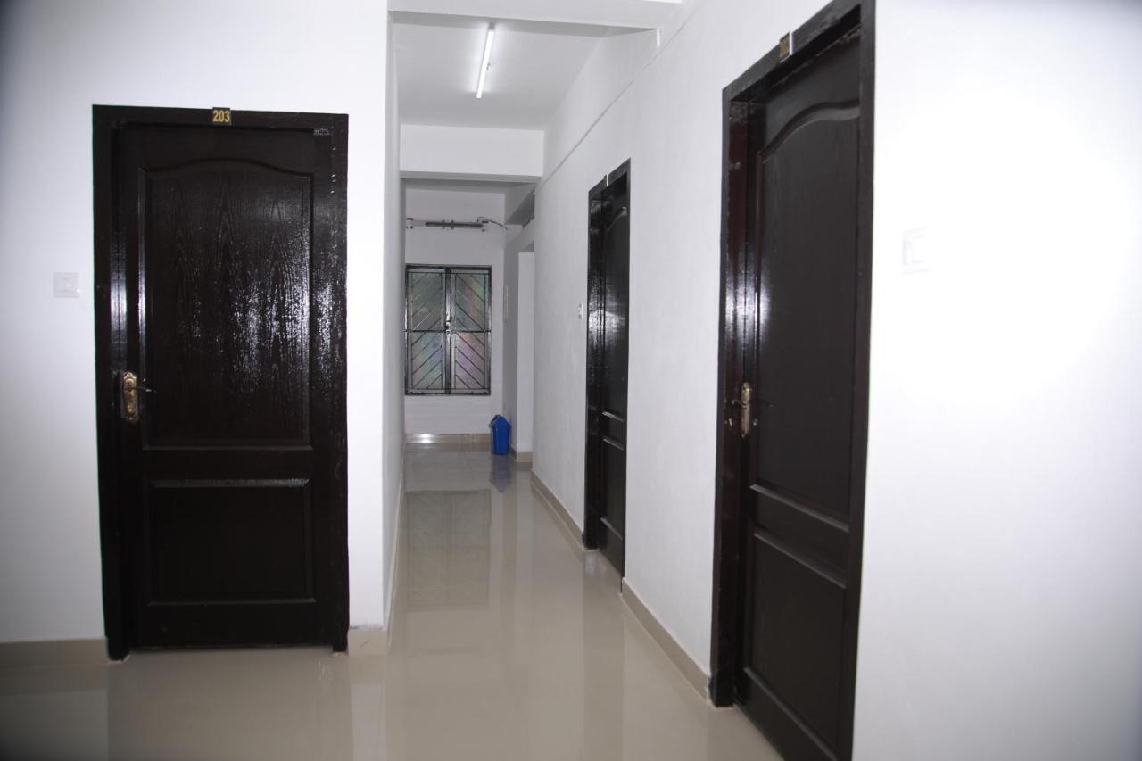 فندق Meghna Residency تريفِندرم المظهر الخارجي الصورة