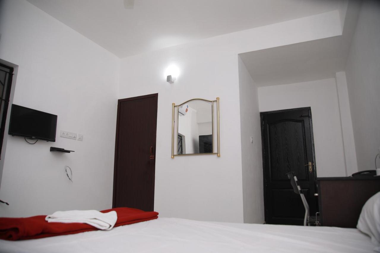 فندق Meghna Residency تريفِندرم المظهر الخارجي الصورة