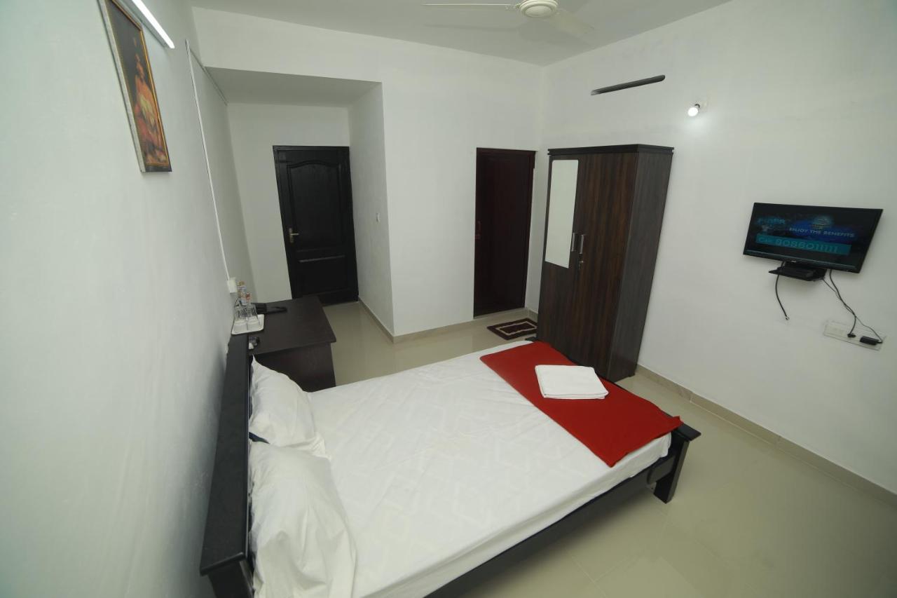 فندق Meghna Residency تريفِندرم المظهر الخارجي الصورة