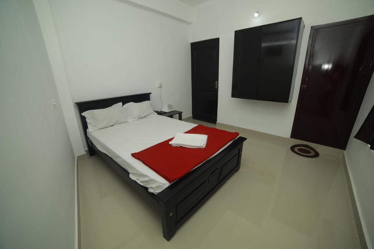 فندق Meghna Residency تريفِندرم المظهر الخارجي الصورة