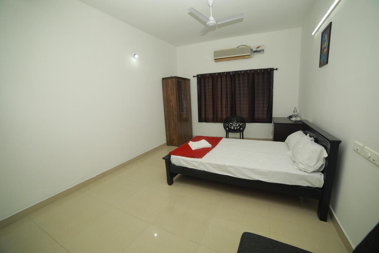 فندق Meghna Residency تريفِندرم المظهر الخارجي الصورة