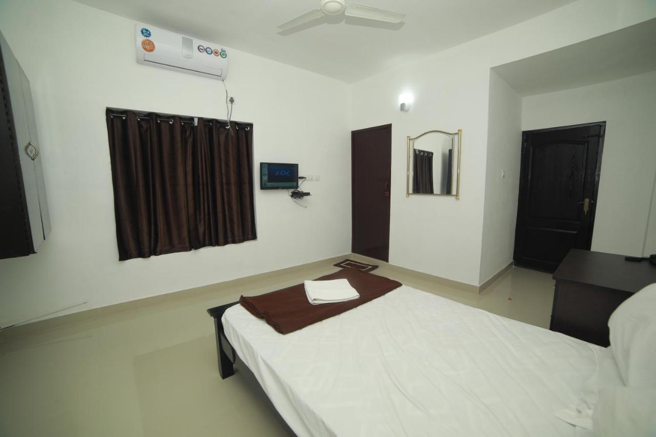 فندق Meghna Residency تريفِندرم المظهر الخارجي الصورة