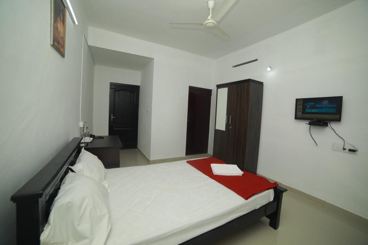 فندق Meghna Residency تريفِندرم المظهر الخارجي الصورة