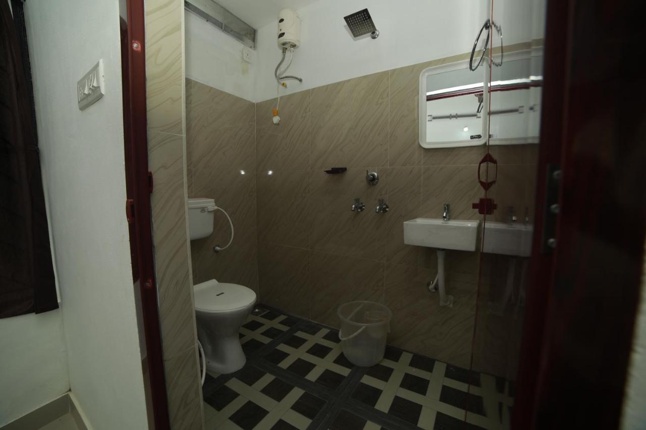 فندق Meghna Residency تريفِندرم المظهر الخارجي الصورة