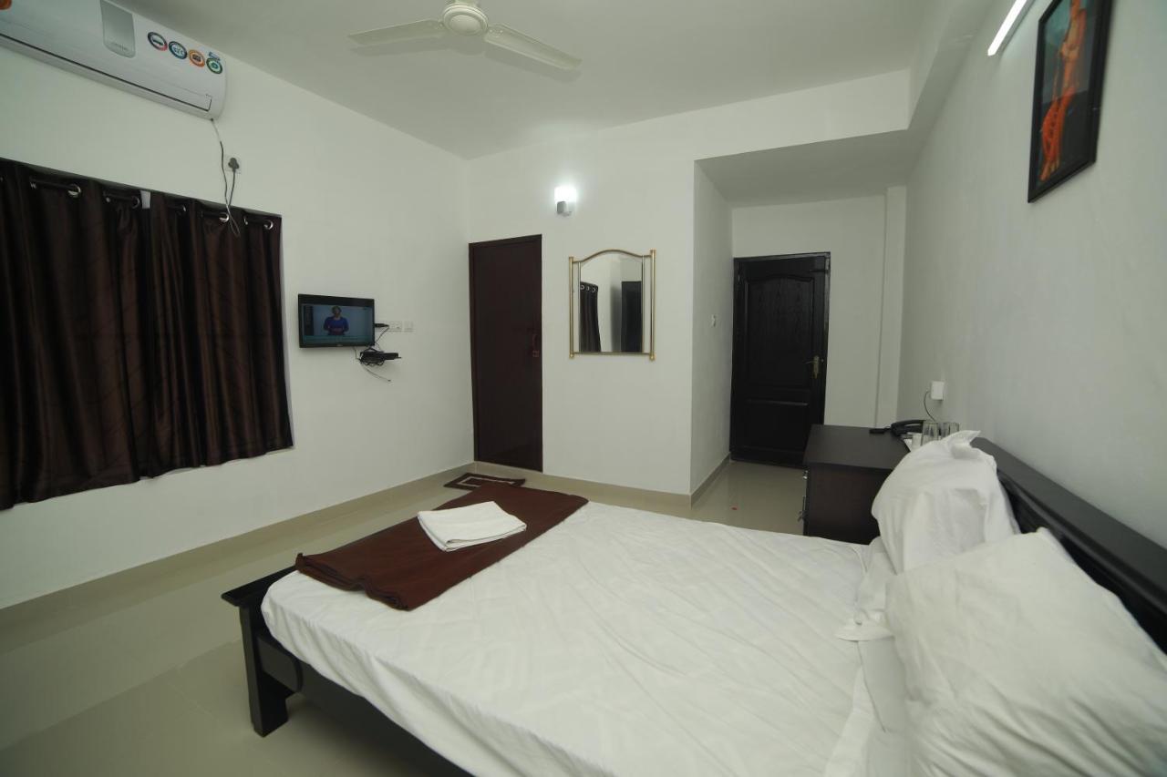 فندق Meghna Residency تريفِندرم المظهر الخارجي الصورة